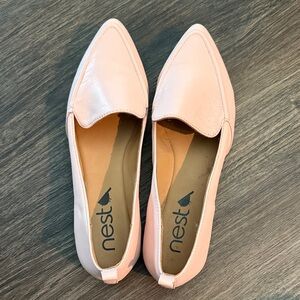 Brand new Nest Women's Pointed Slip-On Flats in Light Pink